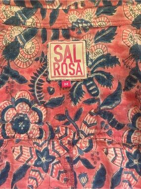 Sal Rosa Floral Button-Up in Pink and Blue Size M